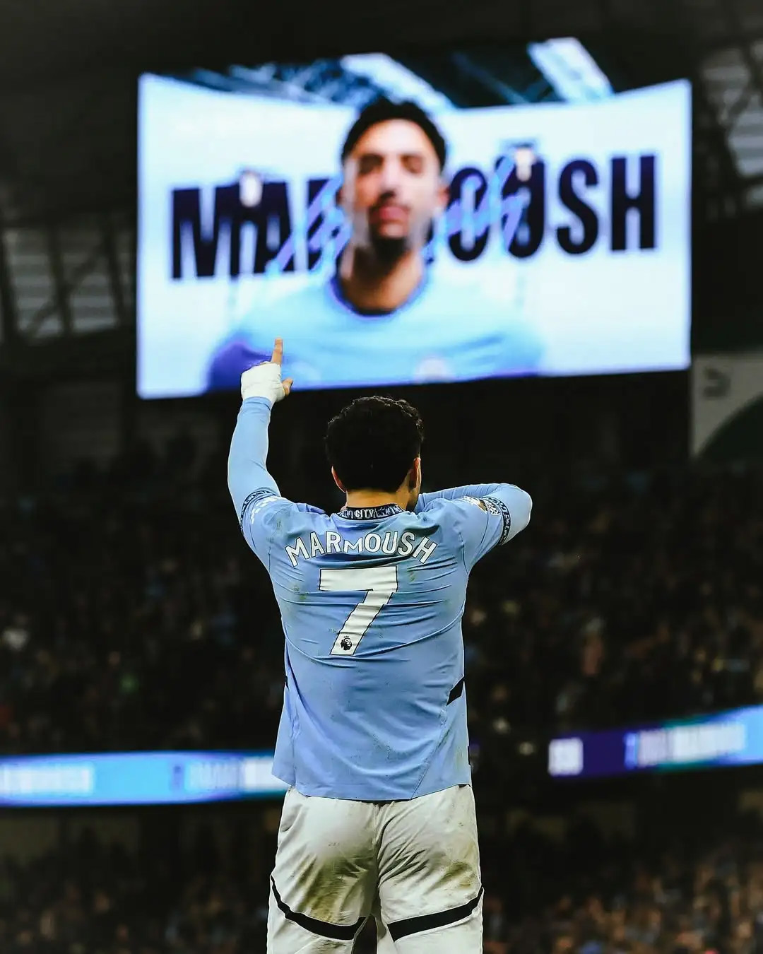 Lập hat-trick ngay trong hiệp một! Marmoush trên Instagram: